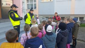 Uczniowiepodczas spotkania na temat bezpieczeństwa