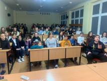 Uczniowie podczas spotkania.