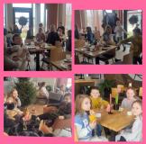 zdjęcie uczniów podczas obchodów Dnia Kobiet