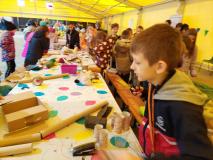 zdjęcie uczniów podczas polkowickiego festiwalu ziemi