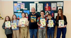 Organizator z uczestnikami