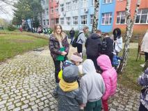 Uczestnicy eko-biegu podczas zajęć