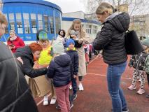 Uczestnicy eko-biegu podczas zajęć