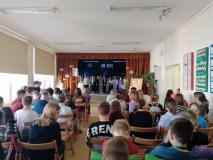 Uczniowie podczas realizacji projektu.