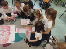 zdjęcie uczniów klasy 1c podczas zajęć