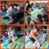 zdjęcie uczniów podczas warsztatów z pierwszej pomocy