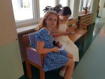 Uczennice podczas gry