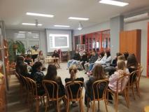 Uczniowie podczas debaty