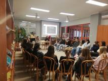 Uczniowie podczas debaty