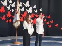 Uczniowie podczas uroczystości