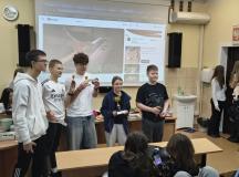 Uczniowie podczas realizacji projektu o loiczbie Pi